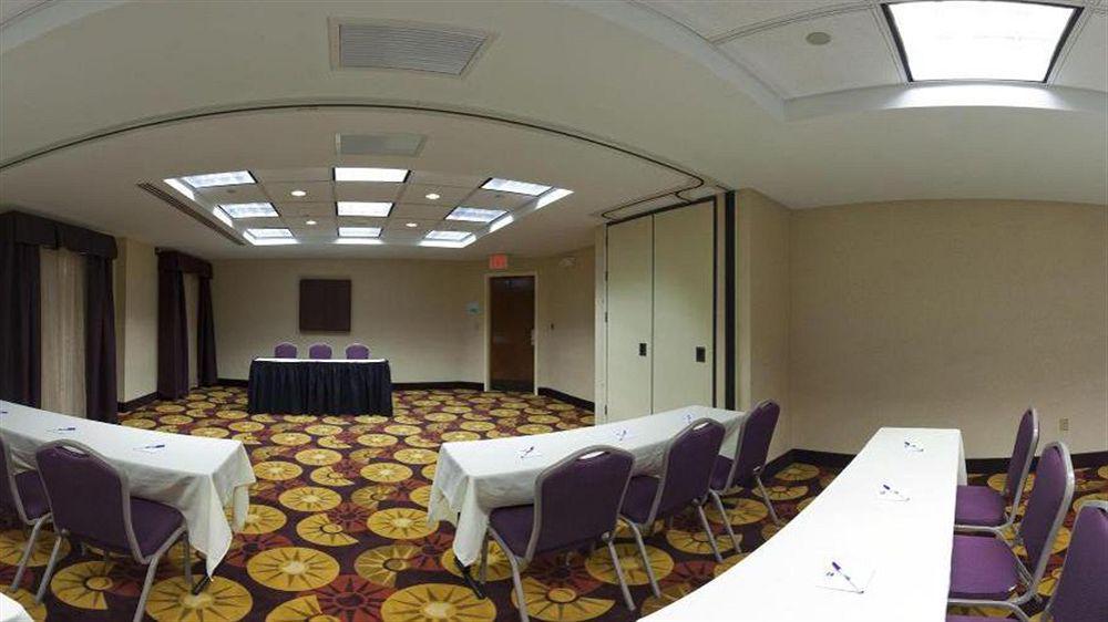 Comfort Suites Near Birkdale Village- האנטרסוויל מראה חיצוני תמונה