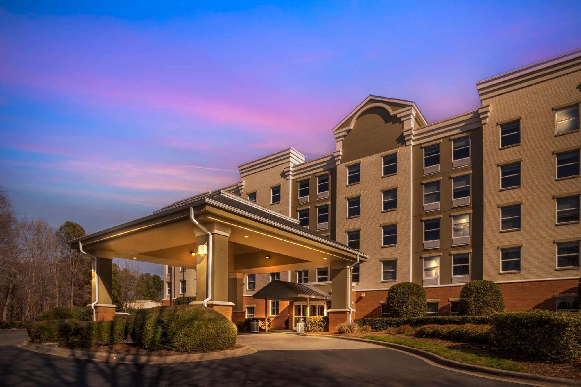 Comfort Suites Near Birkdale Village- האנטרסוויל מראה חיצוני תמונה