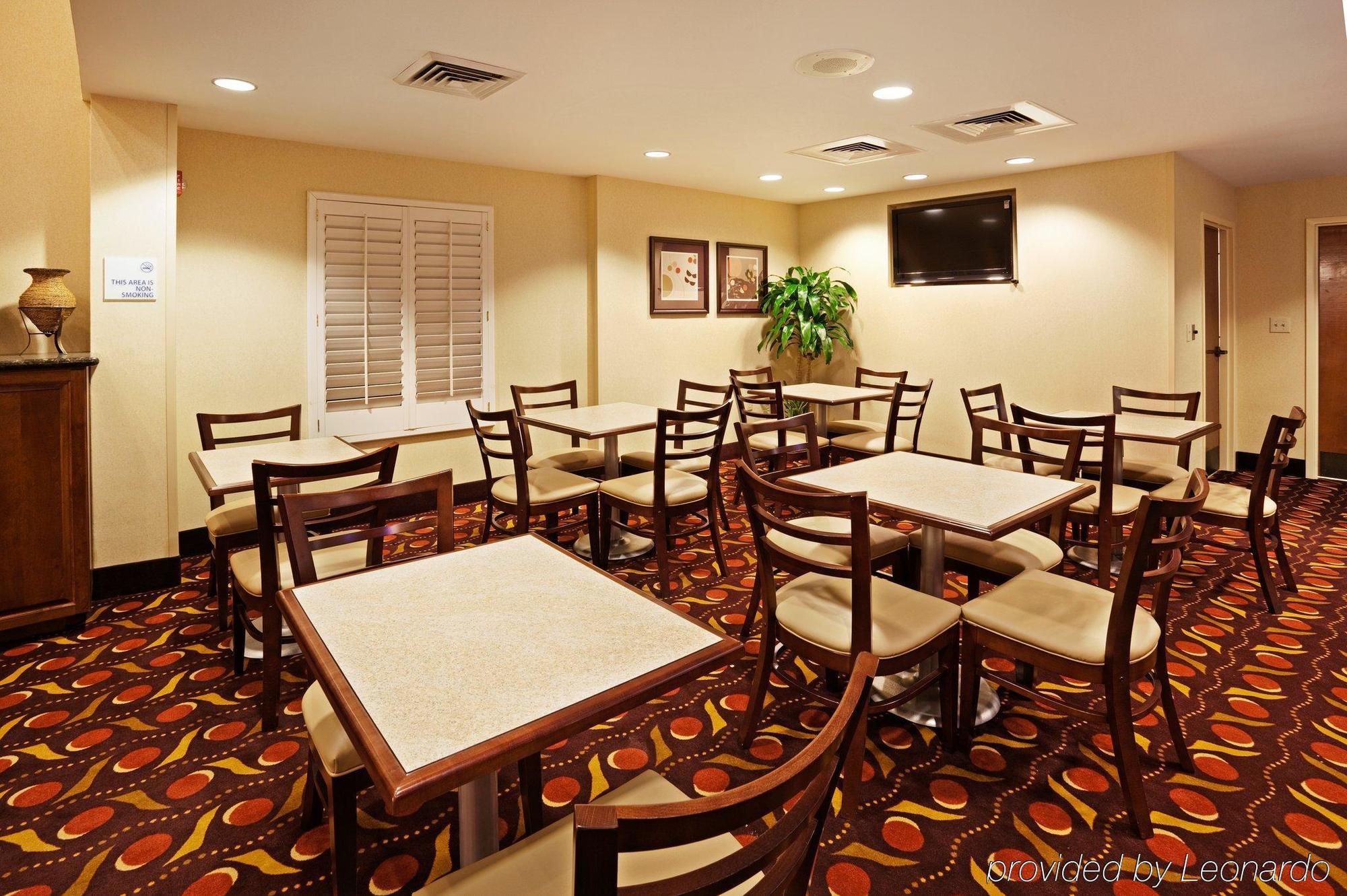 Comfort Suites Near Birkdale Village - האנטרסוויל מראה חיצוני תמונה