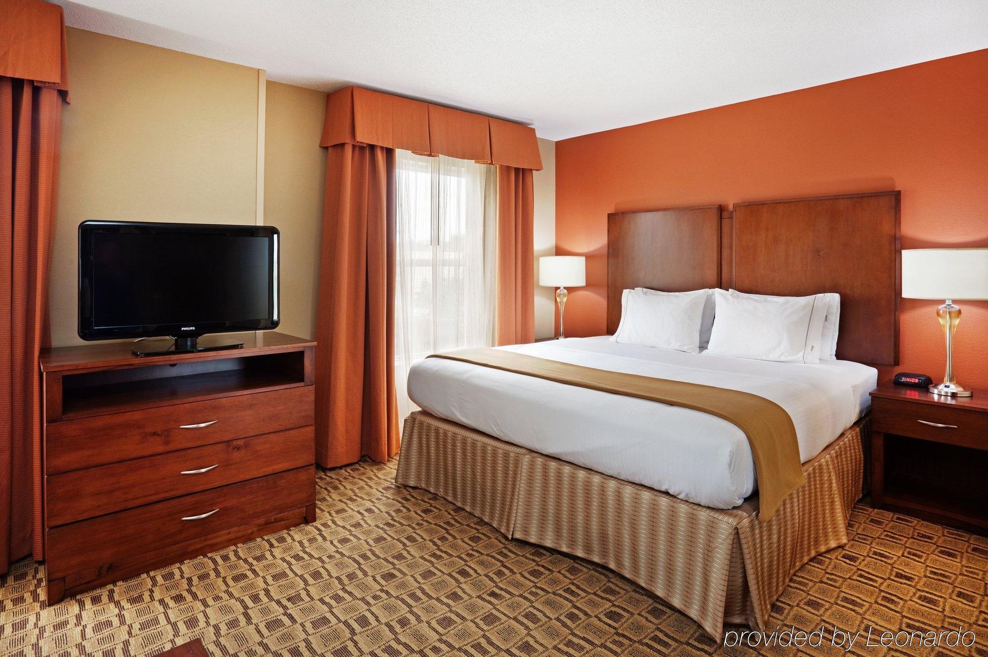 Comfort Suites Near Birkdale Village- האנטרסוויל חדר תמונה