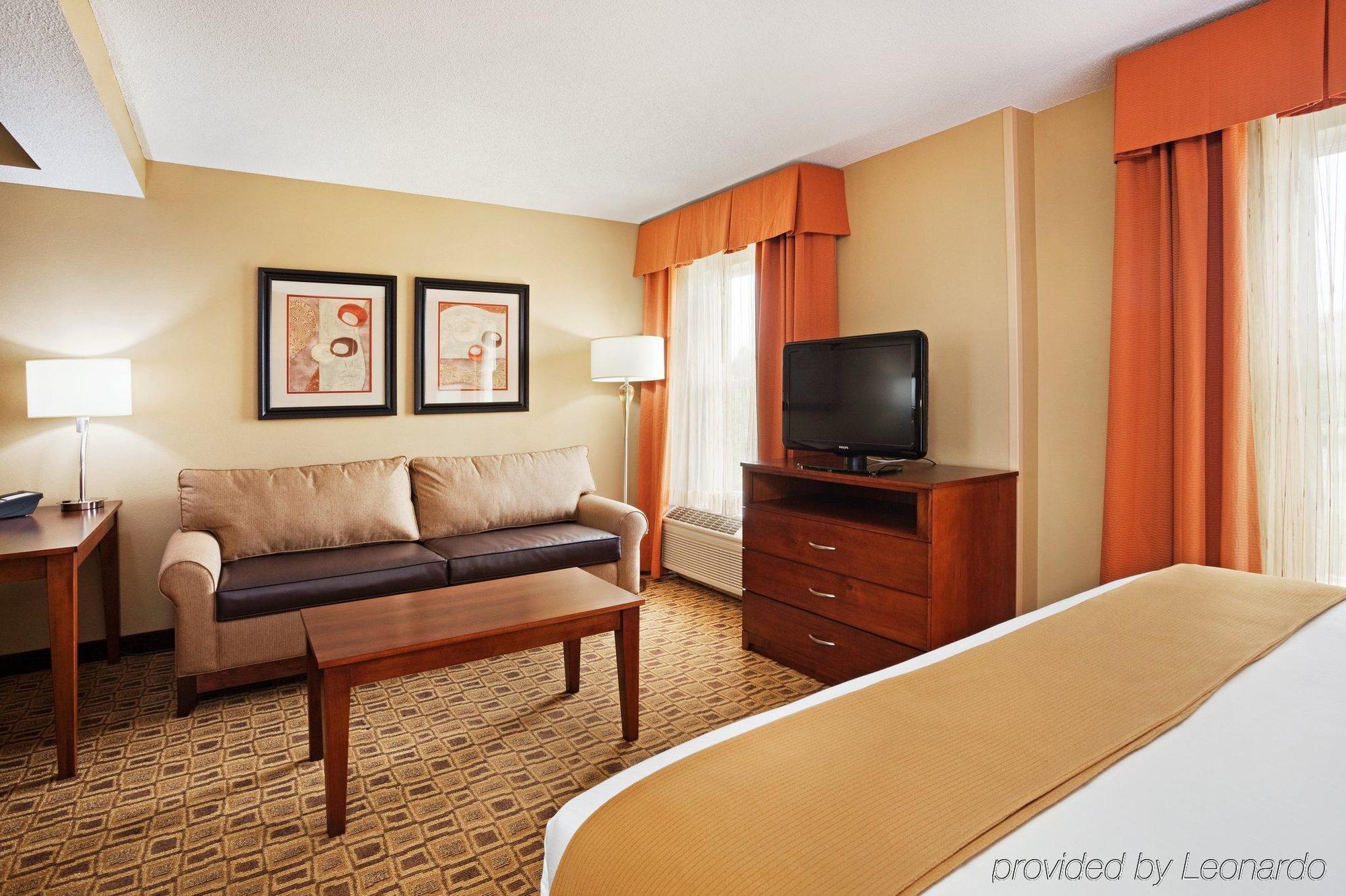 Comfort Suites Near Birkdale Village- האנטרסוויל חדר תמונה