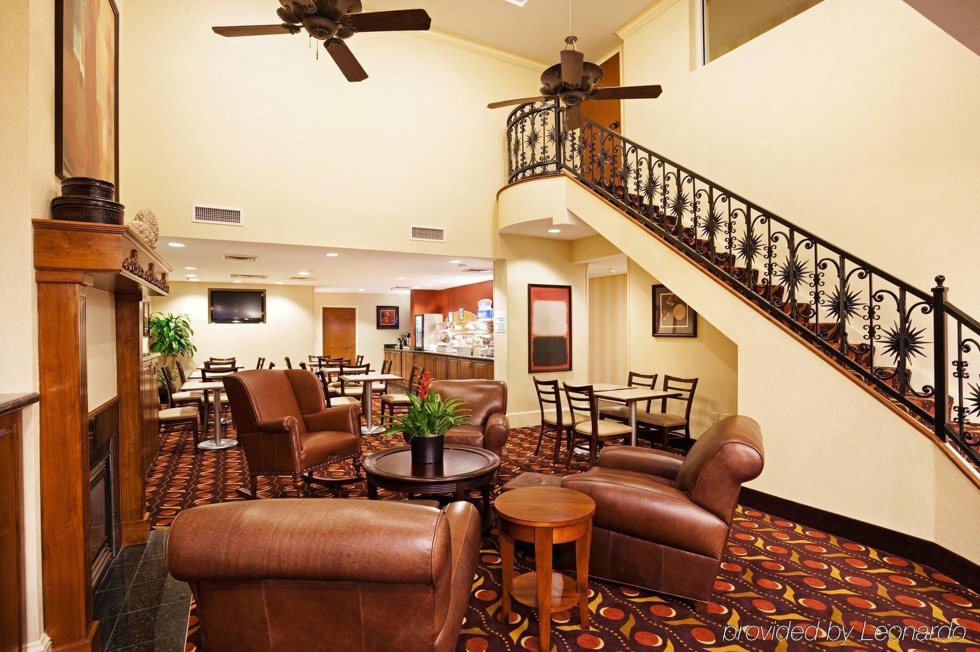 Comfort Suites Near Birkdale Village- האנטרסוויל מראה פנימי תמונה