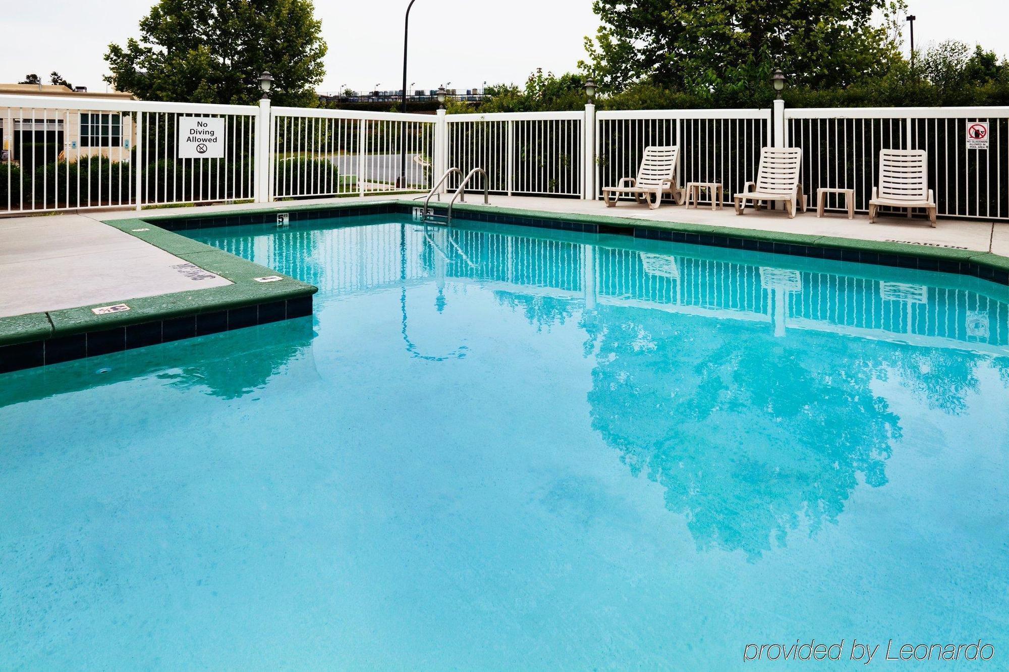 Comfort Suites Near Birkdale Village- האנטרסוויל מראה חיצוני תמונה